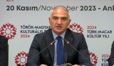 Kültür ve Turizm Bakanı Mehmet Nuri Ersoy: Kültür sanat değerlerimizin Macaristan’da en çarpıcı şekilde tanıtılmasını istiyoruz