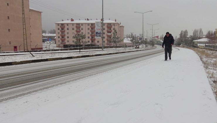 Kars’ta sağanak ve kar etkili oldu