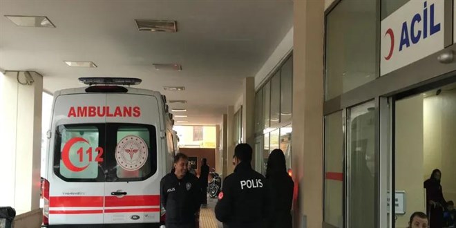 Kars’ta gıdadan zehirlendiği ileri sürülen 2 işçiden 1’i öldü