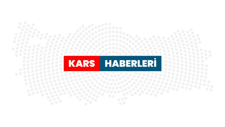 Kars’ta minik öğrenciler harçlıklarıyla aldıkları uçurtmalarla gökyüzünü süsledi