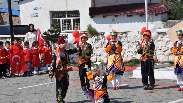 Kars ve Ardahan’da “İlköğretim Haftası” nedeniyle tören düzenlendi